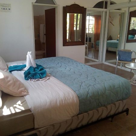 יומה Hotel El Viejo Pirata מראה חיצוני תמונה